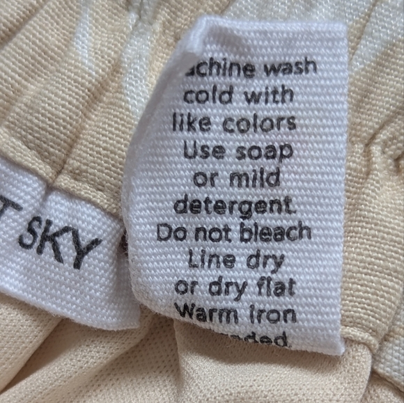 Elegant Beige Linen Blend 2 piece set - Picture 4 of 6